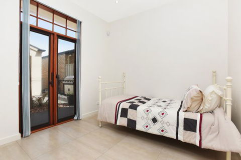 Il Grande Castello - SA Accommodation 7