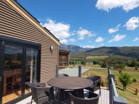 Mad On The Buckland - SA Accommodation 0