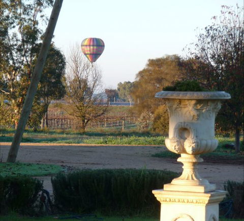 Angas Plains Estate Wines Heritage Suite - SA Accommodation 5