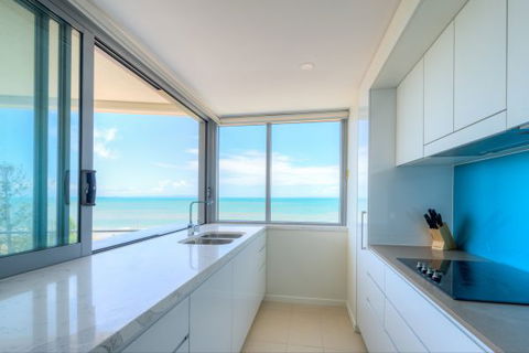 Salt Apartments - SA Accommodation 3