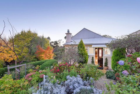 102 On Strath - SA Accommodation 0