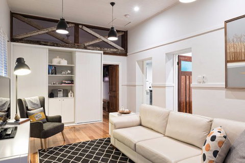 102 On Strath - SA Accommodation 3