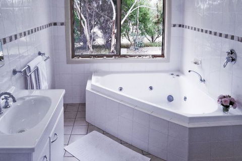 Allusion Cottages - SA Accommodation 3
