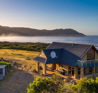 Cloudy Bay Villa - SA Accommodation