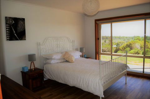 Coongalena View - SA Accommodation 6