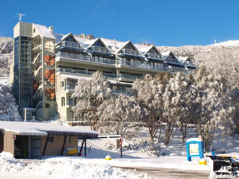 Falls Creek Country Club - SA Accommodation 0