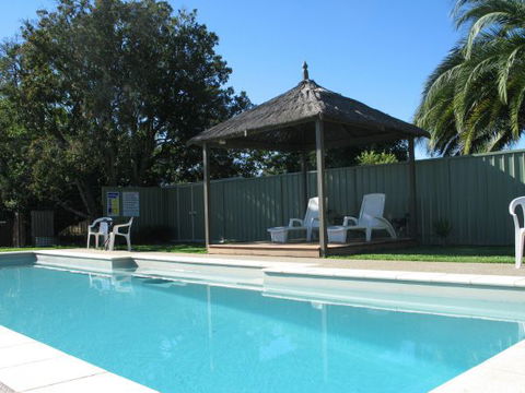 Golden Chain Wine Village Motor Inn - SA Accommodation 0