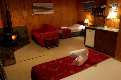 Granite Belt Brewery Retreat - SA Accommodation 1