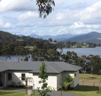 Huon River Cottage - SA Accommodation