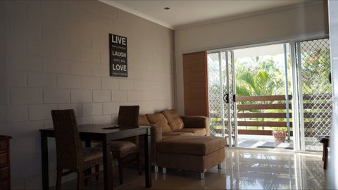 La Solana Holiday Apartments  - Mackay - SA Accommodation 6