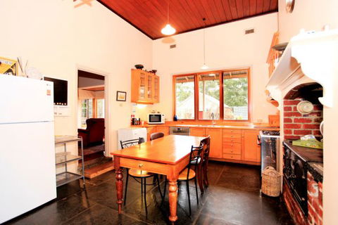 Lochinver Farm Homestead And Cottages - SA Accommodation 3