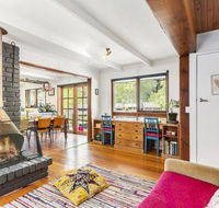 Ocean Groovers Getaway - SA Accommodation