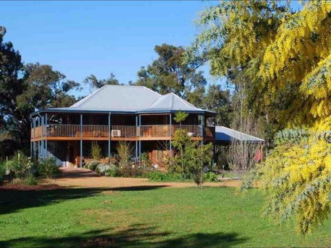 Riverwood Retreat - SA Accommodation 0