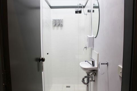 Royal Hotel Ryde - SA Accommodation 9