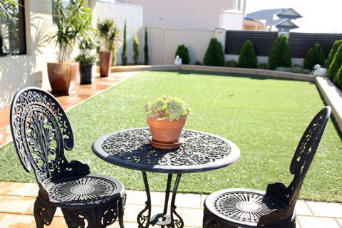 Sunset Retreat - SA Accommodation 3