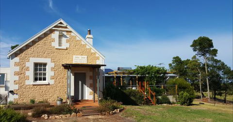 The Old Drik Drik Schoolhouse Retreat - SA Accommodation 0