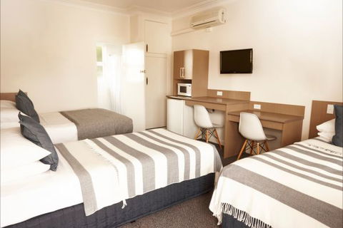 The Sails Motel - SA Accommodation 3