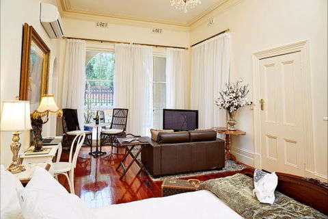 The Suites, Villa Belgravia - SA Accommodation 6