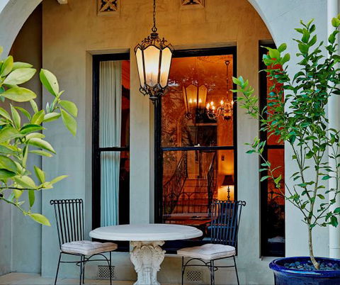 The Suites, Villa Belgravia - SA Accommodation 9