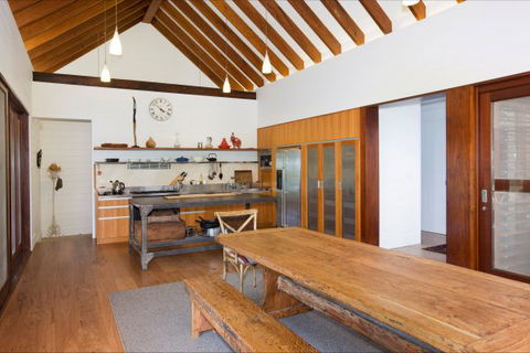 Vine Lodge Heritage Getaway - SA Accommodation 6