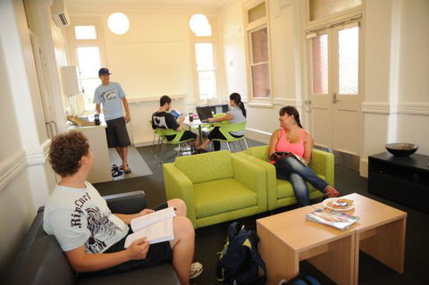 Yarra House - SA Accommodation 5