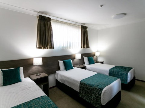 Best Western Plus Ambassador Orange - SA Accommodation 5