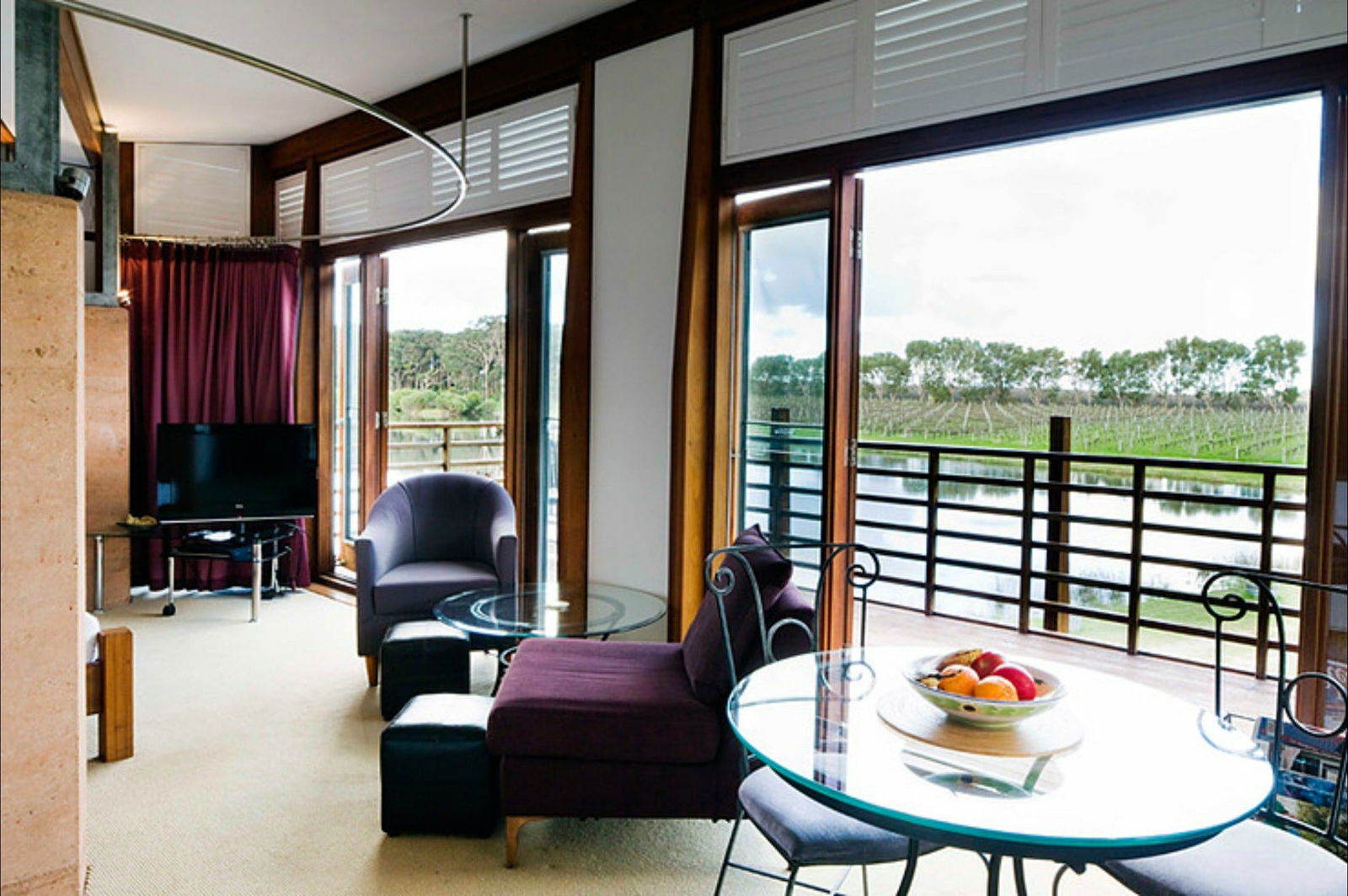 Treeton WA SA Accommodation