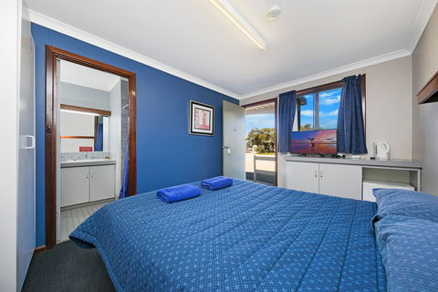 Border Village Roadhouse - SA Accommodation 6