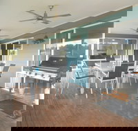 Decked Out in Vincent - SA Accommodation