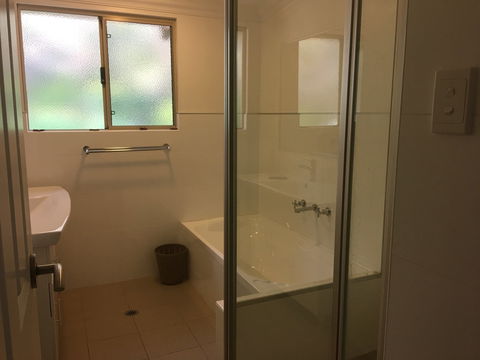 Kangaroo Hollow Preston Beach - SA Accommodation 6