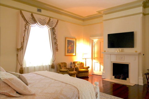 Martinsell Manor - SA Accommodation 4