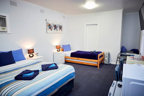 Wattle Grove Motel And Villa - SA Accommodation 3