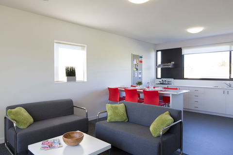 Western Sydney University Village Campbelltown - SA Accommodation 2