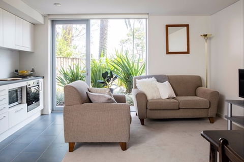 Balgowlah Heights Beach House - SA Accommodation 6