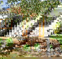 Casolare Guest House at Politini Vineyard - SA Accommodation