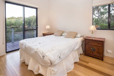 Caves Retreat - SA Accommodation 4