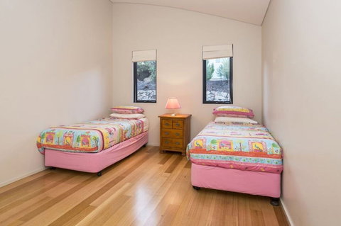 Caves Retreat - SA Accommodation 7