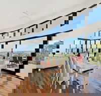 McLaren Eye - SA Accommodation