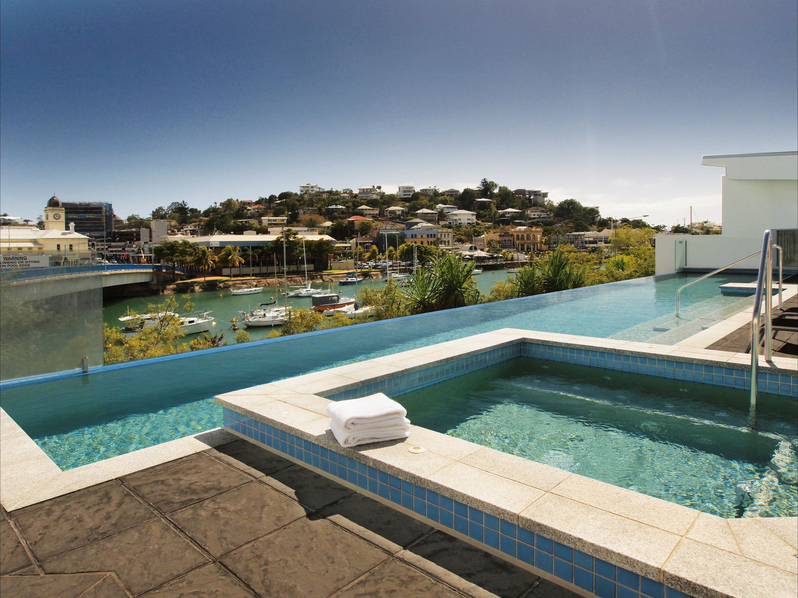 Town Common QLD SA Accommodation