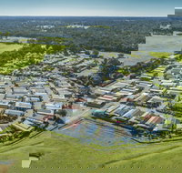 Serpentine Falls Tourist Village - SA Accommodation