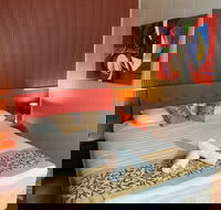 Albion Hotel-Motel Finley - SA Accommodation