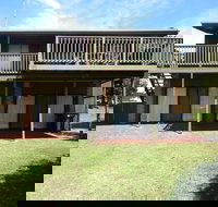 Cedar House - SA Accommodation