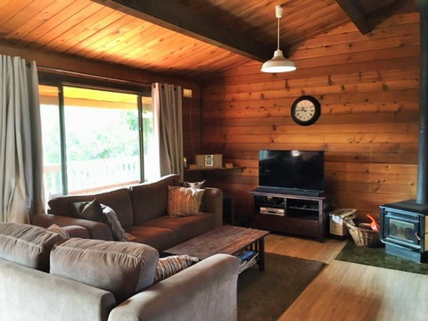 Cedar House - SA Accommodation 1