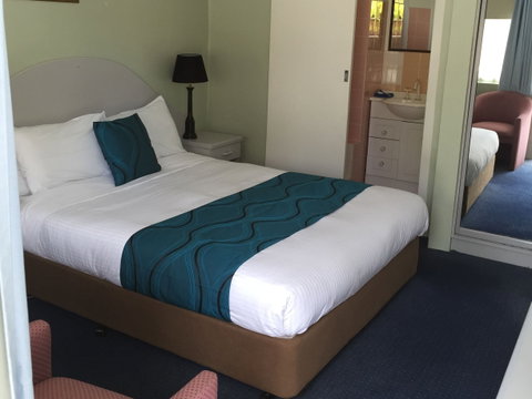 High Mountains Motor Inn - SA Accommodation 1