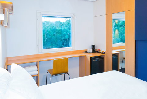 Ibis Budget Gosford - SA Accommodation 1