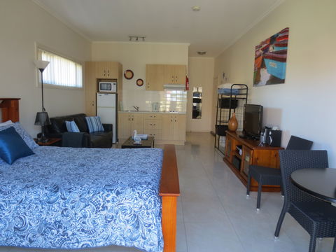 Pelicans Rest Shellharbour - SA Accommodation 2