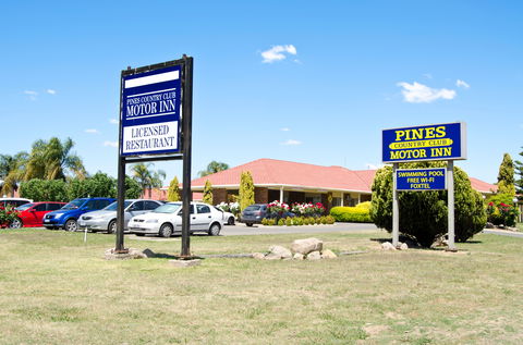 Pines Country Club Motor Inn - SA Accommodation 0