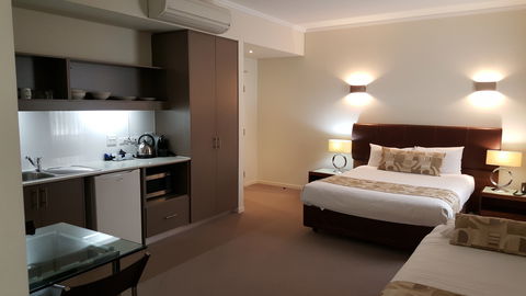 Quality Suites Fremantle - SA Accommodation 2