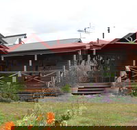 Eagle's Roost Farmstay BB - SA Accommodation