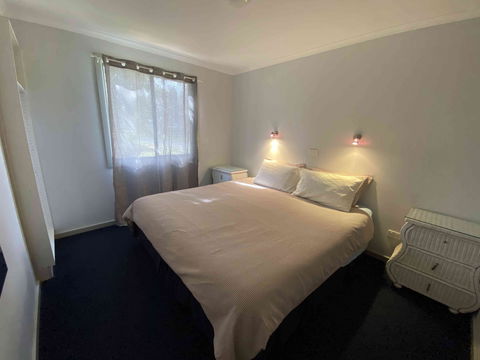 Elliston Caravan Park - SA Accommodation 2